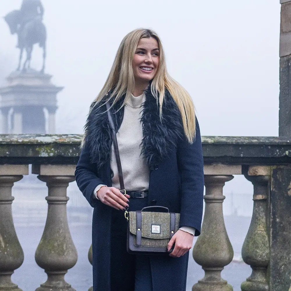 Harris Tweed Mini Messenger Bag - Country Green