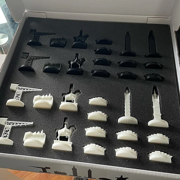 The Clydeside Chess Set