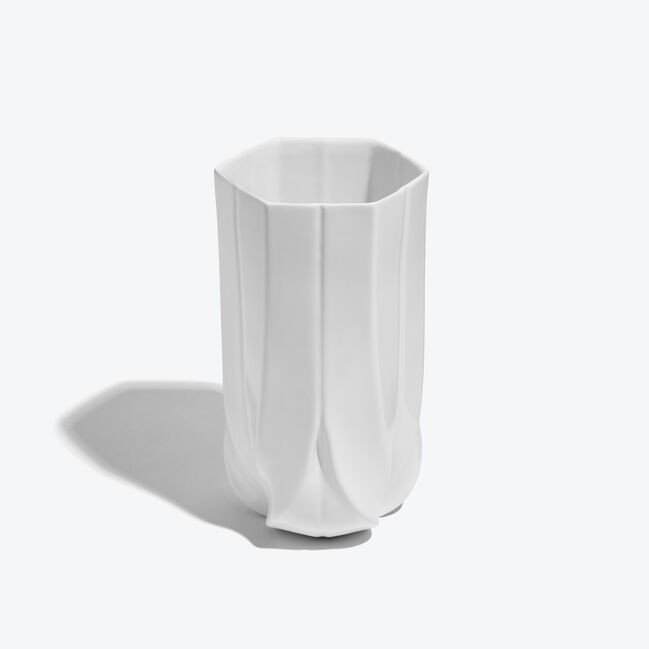 Zaha Hadid: Braid Vase