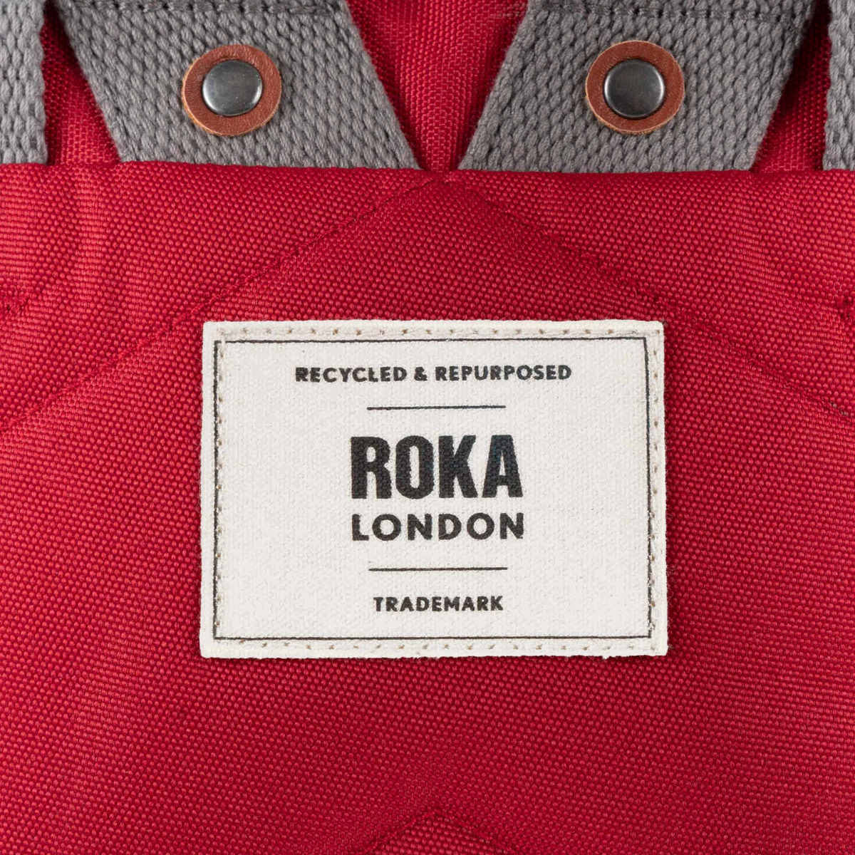 Finchley Backpack - Mars Red