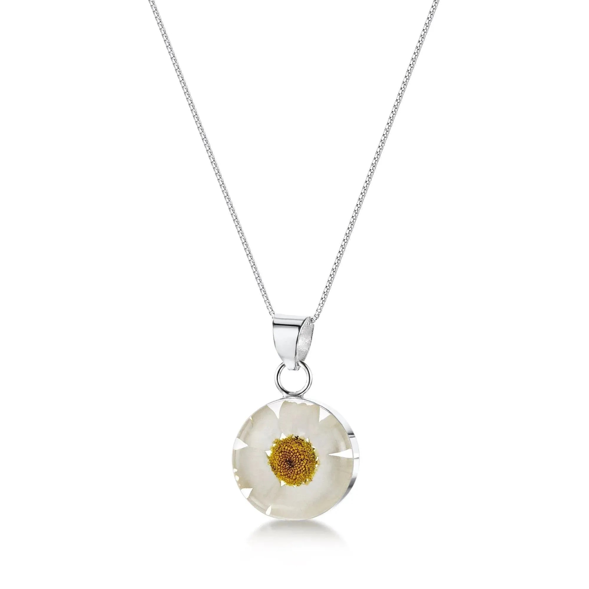 Silver Round Pendant - Daisy